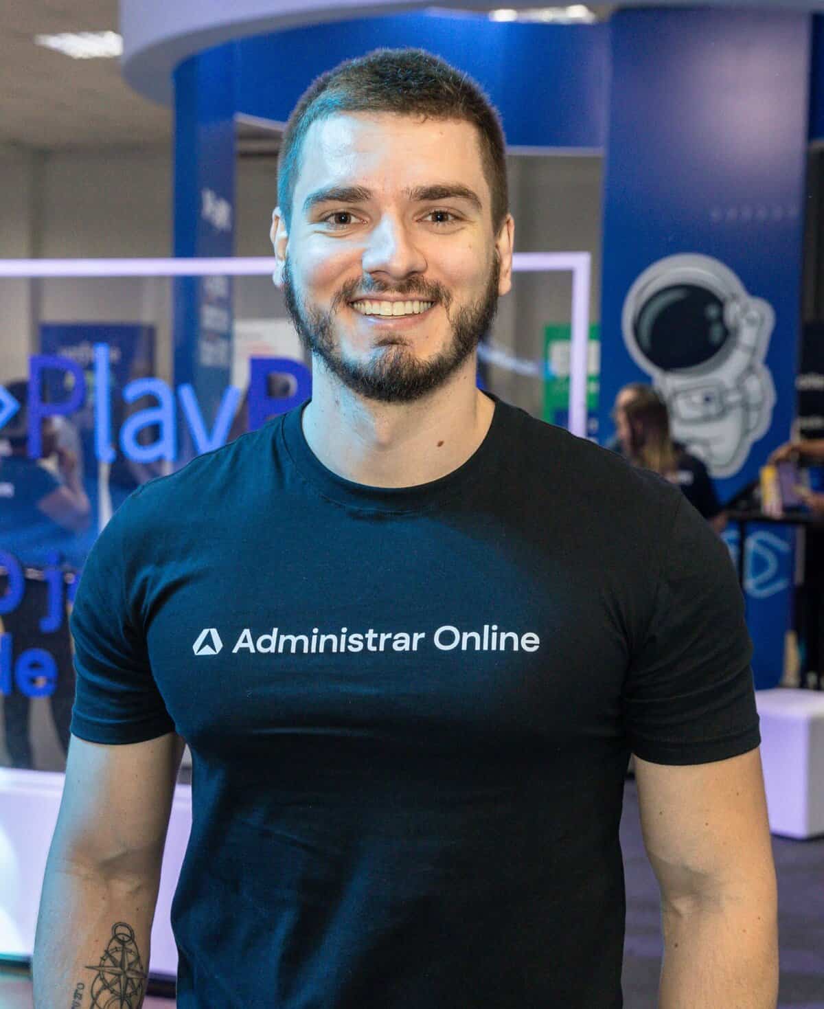 Ao vivo com Especialistas 4 Foto Perfil 1 scaled